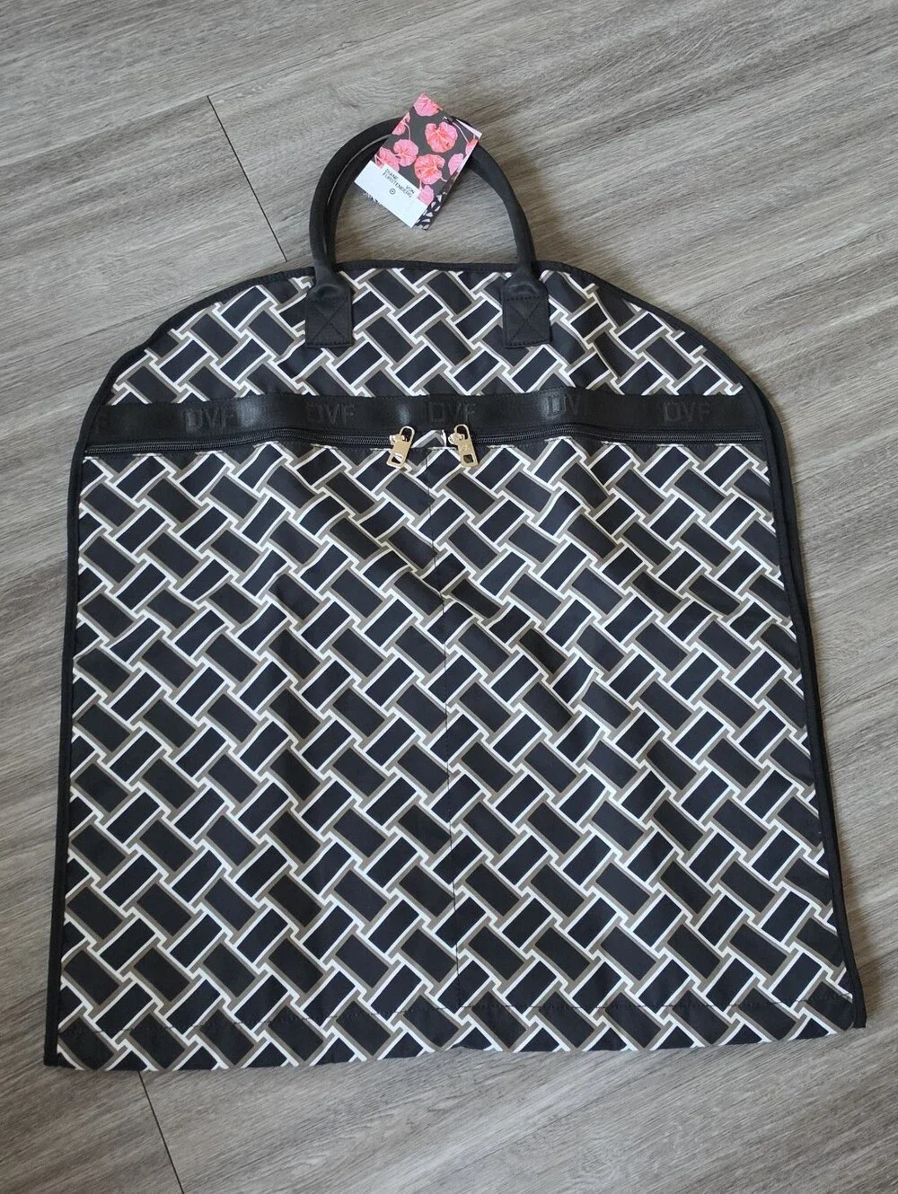 NWT Diane von Furstenberg X Target Neutral Weave - Foldable Travel Garment Bag